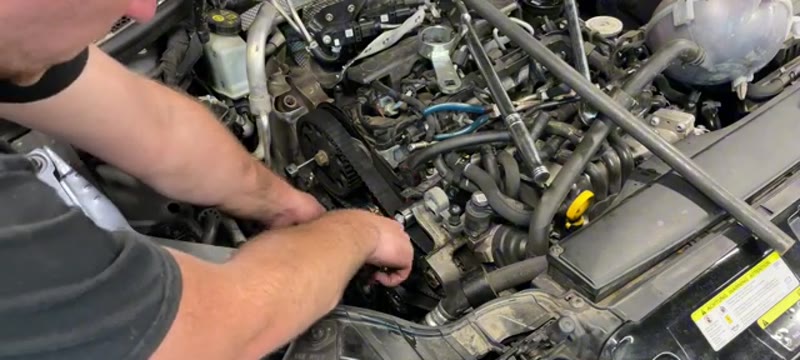 Setting the cambelt tension on the Audi A3 1.6 TDI