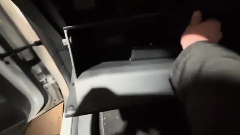 Glove box dropped down on the MG ZS after bending the two side tabs inward